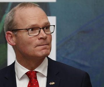 le chef de la diplomatie irlandaise éconduit sèchement un lobbyiste du polisario