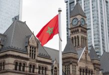 Vidéo : Le drapeau marocain hissé sur l’esplanade du parlement de l’Ontario et de la mairie de Toronto