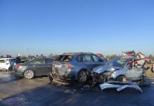 Vidéo : Un mort et 37 blessés dans une collision impliquant 20 voitures sur l’autoroute reliant Rabat et Kénitra