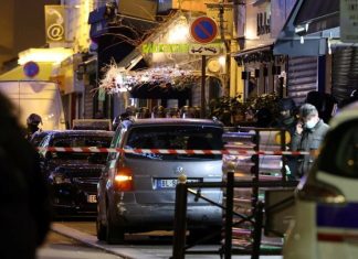 Prise d’otage à Paris : deux femmes retenues par un homme armé d’un couteau