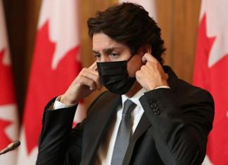 Le PM canadien Justin Trudeau positif au Covid-19