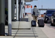 Omicron. Les États-Unis recommandent à leurs ressortissants d’éviter le voyage au Canada