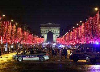 France/Nouvel an. 874 véhicules incendiés et 441 interpellations durant la nuit du 31 décembre