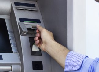 Le nombre de guichets bancaires baisse au Maroc