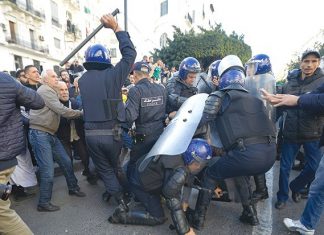 HRW. En Algérie, la répression se durcit contre les militants du Hirak