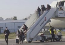 Tanger. arrivée d’un avion transportant des étudiants marocains en Ukraine