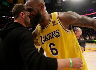 NBA. les Lakers battent les Warriors (124-116)