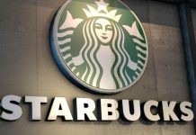 Le PDG de Starbucks Kevin Johnson annonce son départ à la retraite