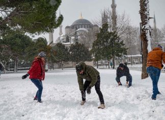 Istanbul. Une bataille de neige se transforme en fusillade, six blessés
