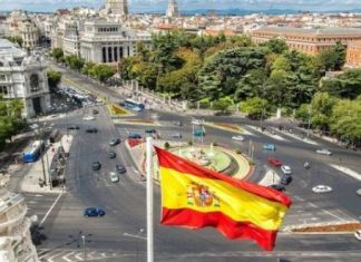 Migration : Près de 880.000 Marocains établis légalement en Espagne