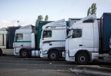 Hausse du carburant : le gouvernement soutient les transporteurs Hausse du carburant le gouvernement soutient les transporteurs