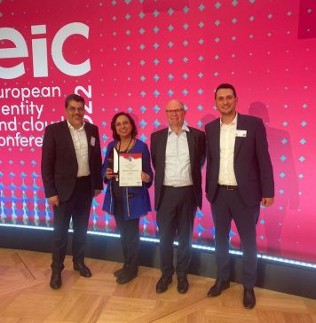 Eurafric Information reçoit le prix EIC à Berlin
