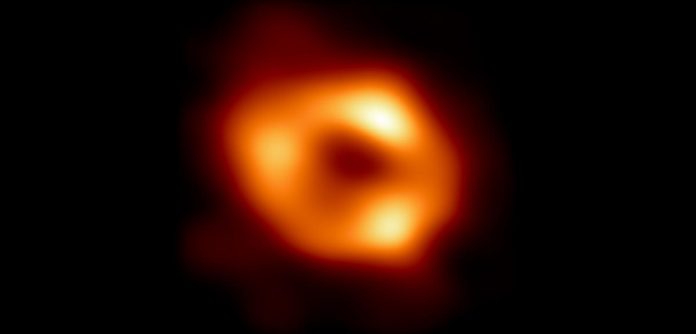 Première mondiale : Le trou noir central de la Voie lactée enfin révélé