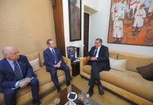 Le Chef du gouvernement reçoit le président du Sénat de la Pologne