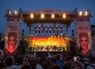 Festival Gnaoua : 4 étapes, 30 concerts, 150 artistes, 120.000 festivaliers, carton plein pour Neila Tazi & co