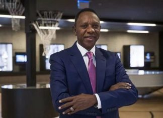 Basketball : Le président de la FIBA en visite au Maroc