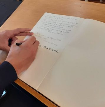 Un livre de condoléances ouvert au Maroc suite au décès de la Reine Elizabeth II