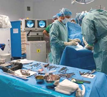 1,7 MMDH pour la mise à niveau et l’équipement de 5 CHU