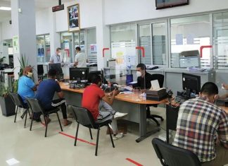 Le Maroc compte plus de 565 000 fonctionnaires