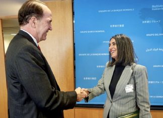 Nadia Fettah chez la Banque mondiale