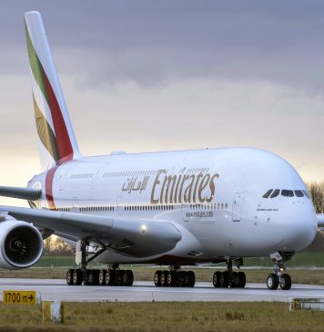 Emirates programme des vols limités pour les passagers bloqués à Dubaï Emirates programme des vols limités pour les passagers bloqués à Dubaï