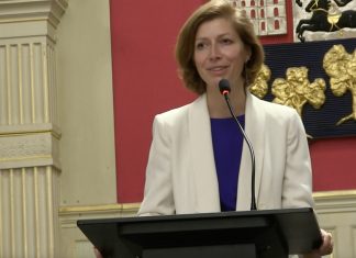 Paris tente de calmer le jeu avec le Maroc