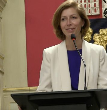 Paris tente de calmer le jeu avec le Maroc