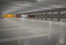 Tanger mise (gros) dans des parkings souterrains