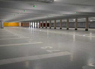 Tanger mise (gros) dans des parkings souterrains