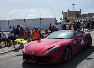 80 Ferrari de collection sillonnent le Maroc