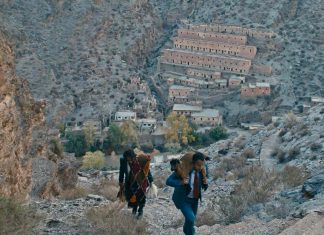 Double Récompense à la Mostra de Valence : Le Film « Déserts » de Fouzi Bensaidi à l’Honneur Double Récompense à la Mostra de Valence : Le Film "Déserts" de Fouzi Bensaidi à l'Honneur