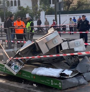 Accident tragique à Casablanca : deux morts et trois blessés près de la station de tramway Ibn Tachfine Accident tragique à Casablanca : deux morts et trois blessés près de la station de tramway Ibn Tachfine