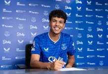 Adam Aznou quitte le Bayern et rejoint Everton Adam Aznou quitte le Bayern et rejoint Everton