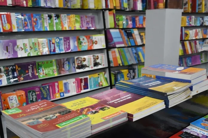 Éducation - la rentrée marquée par une pénurie de manuels Éducation : la rentrée marquée par une pénurie de manuels