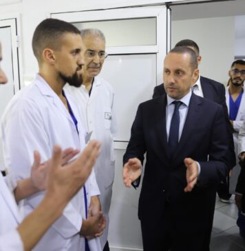 Santé : le ministre Tahraoui en tournée à Nador et Driouch, entre chantiers en cours et défis urgents Santé : le ministre Tahraoui en tournée à Nador et Driouch, entre chantiers en cours et défis urgents