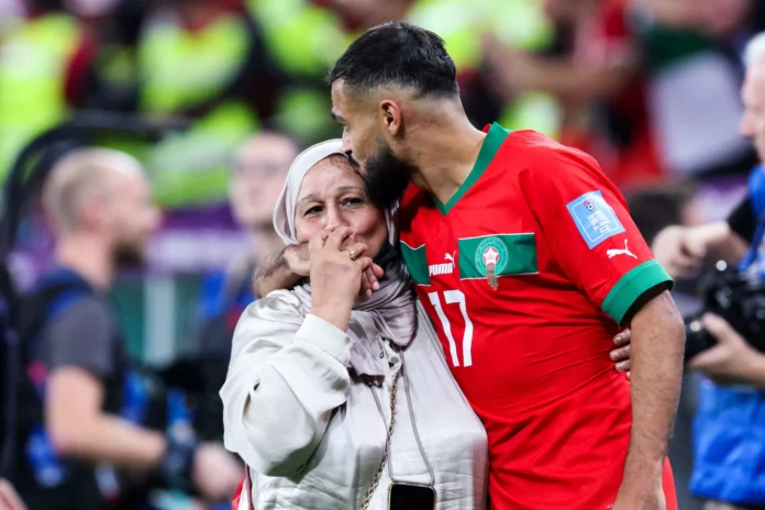 Sofiane Boufal dément les rumeurs sur le décès de sa mère