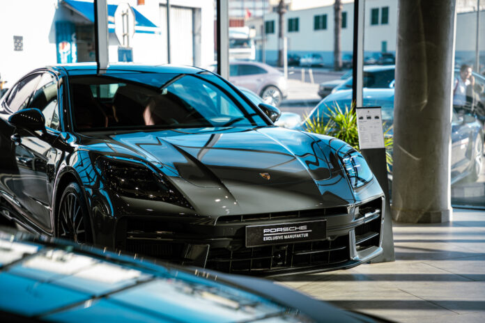 Exclusive Manufaktur : six modèles Porsche uniques dévoilés à Casablanca