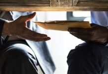 INPPLC suspend un marché lié à la cartographie des risques de corruption dans la santé INPPLC suspend un marché lié à la cartographie des risques de corruption dans la santé