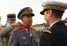 Le Général Mohammed Berrid décoré de la Légion d’Honneur à Paris Le Général Mohammed Berrid décoré de la Légion d’Honneur à Paris