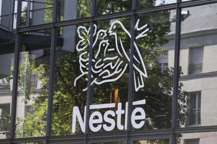 Nestlé retire des laits infantiles sur plusieurs marchés pour risque d’intoxication