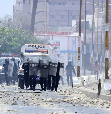 Un étudiant sénégalais tué à l’université de Dakar lors de heurts violents Un étudiant sénégalais tué à l’université de Dakar lors de heurts violents