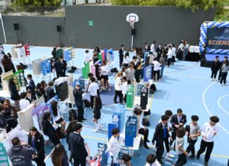 À Casablanca, les élèves de l’EFI présentent leurs recherches À Casablanca, les élèves de l’EFI présentent leurs recherches