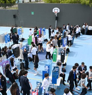 À Casablanca, les élèves de l’EFI présentent leurs recherches À Casablanca, les élèves de l’EFI présentent leurs recherches