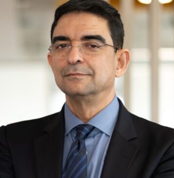 Lesieur Cristal confie sa direction au Maroc à Karim Manssour-Dahbi Lesieur Cristal confie sa direction au Maroc à Karim Manssour-Dahbi