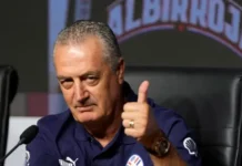 Le sélectionneur du Paraguay, Gustavo Alfaro, impressionné par la solidité du Maroc Le sélectionneur du Paraguay, Gustavo Alfaro, impressionné par la solidité du Maroc