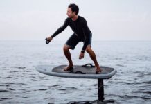 Nador accueille le premier circuit international du e-foil en Afrique Nador accueille le premier circuit international du e-foil en Afrique