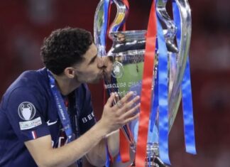 Avec 19 trophées, Hakimi prend la tête du football africain