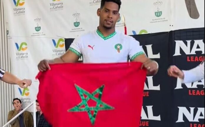 Bras de fer : le Marocain Rachid Hanma brille en Espagne