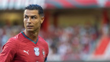 Ronaldo Cristiano Ronaldo a livré une prestation discrète lors du nul du Portugal contre la RD Congo, pendant que Messi et Mbappé brillaient.