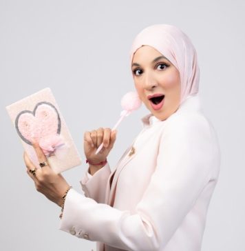 Le Théâtre Bahnini accueillera l’humoriste Khadija Gouttay le 31 juillet Le Théâtre Bahnini accueillera l'humoriste Khadija Gouttay le 31 juillet